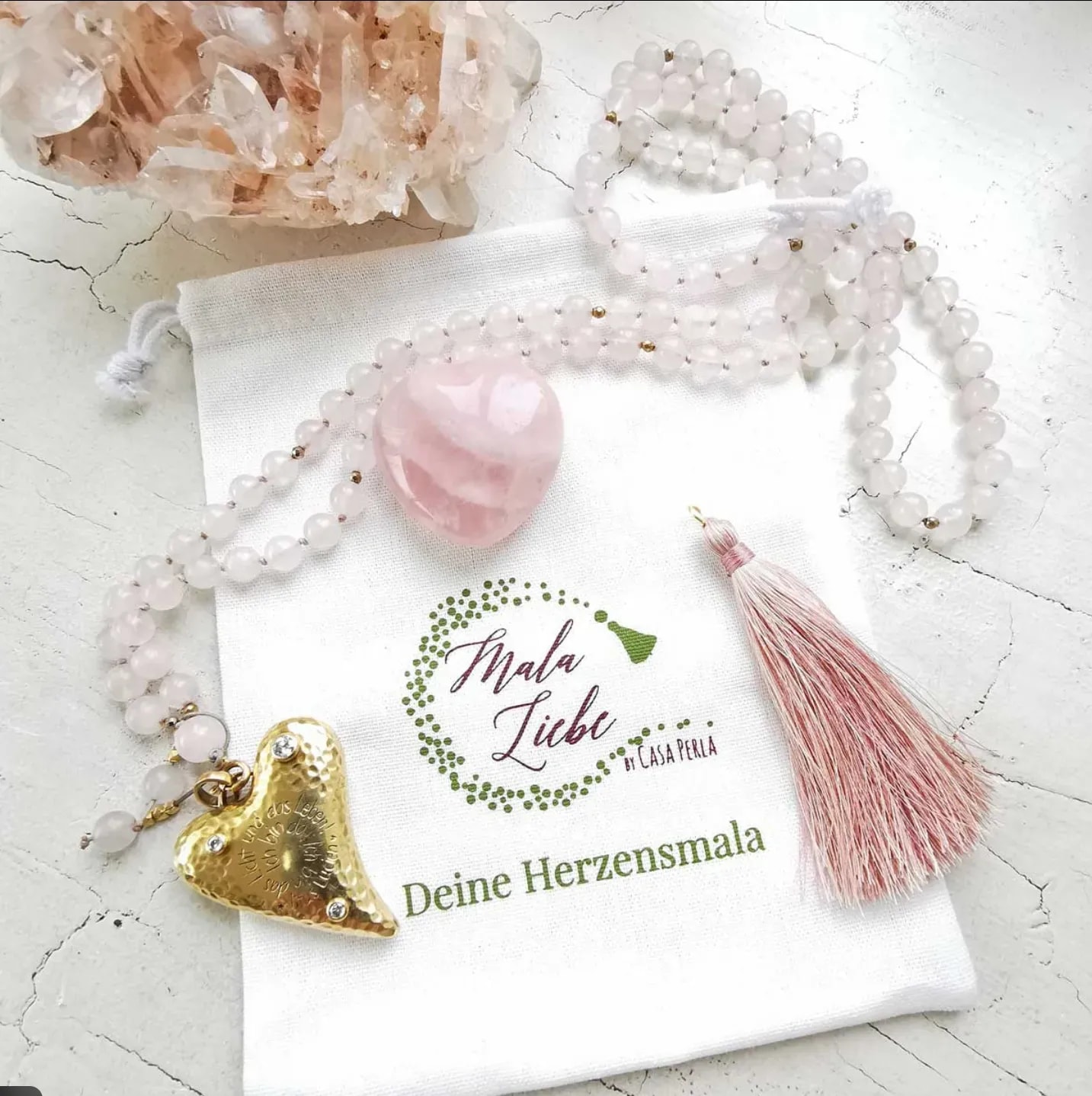 Heilsteinschmuck für Frauen – Handgefertigte Einzelstücke mit Wirkung & Stil